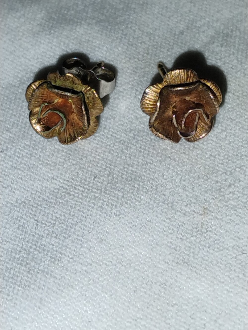 Vintage Textured Gold Tone Rose Bud Stud Earrings
